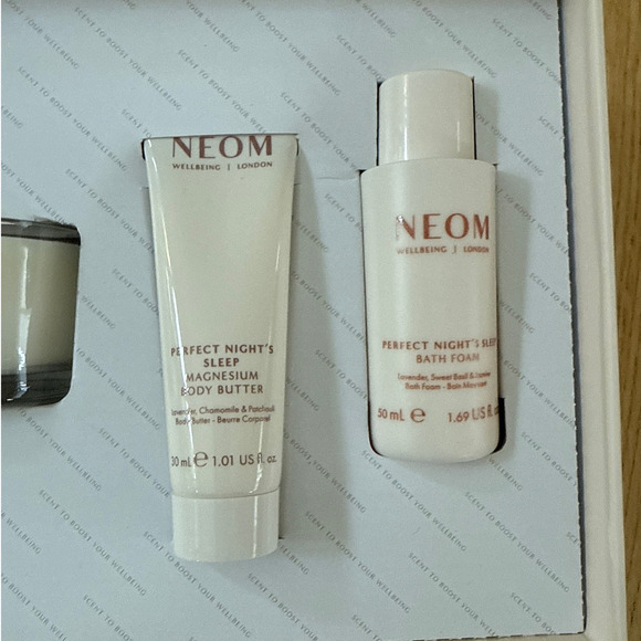Neom Wellbeing London Perfect Night Sleep Discovery Collection Box - Picture 7 of 7